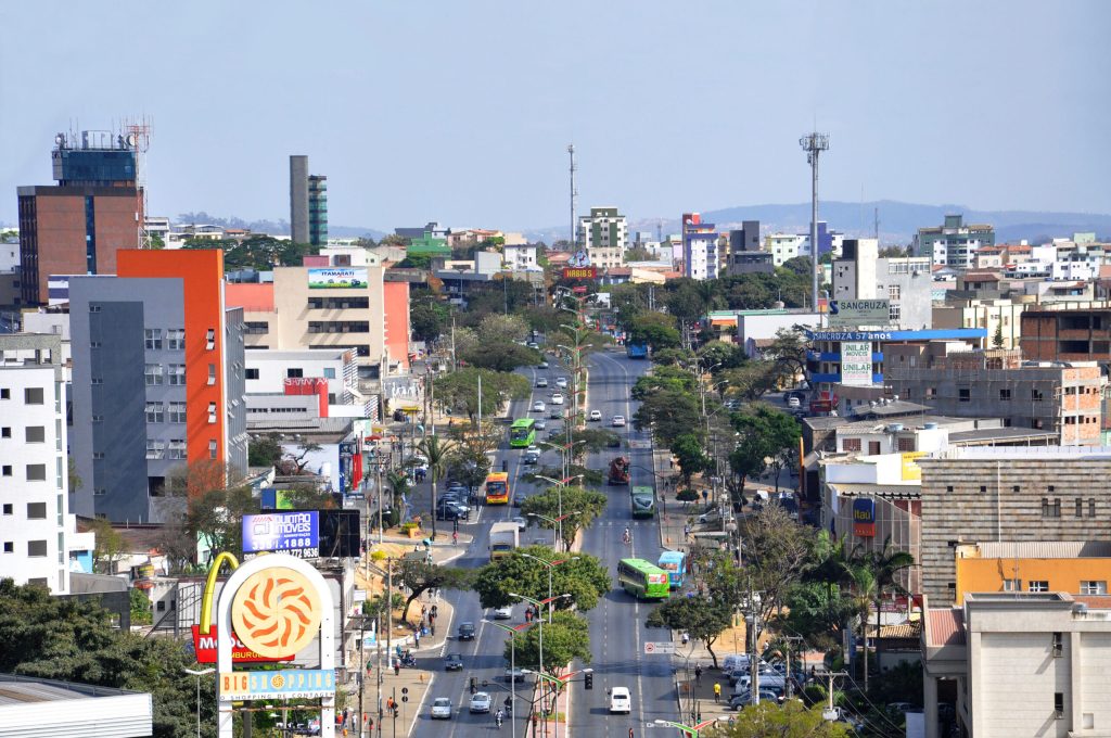 Foto de avenida importante de Contagem.